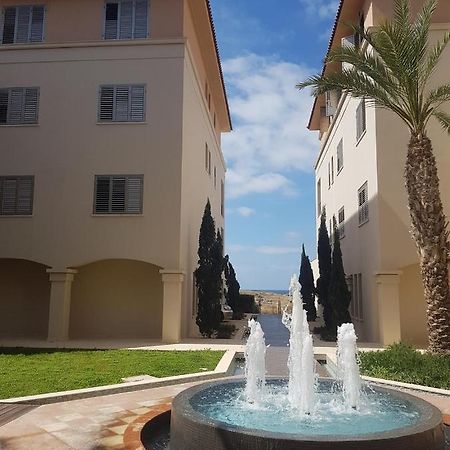 The Lighthouse Apartment Paphos Exterior photo