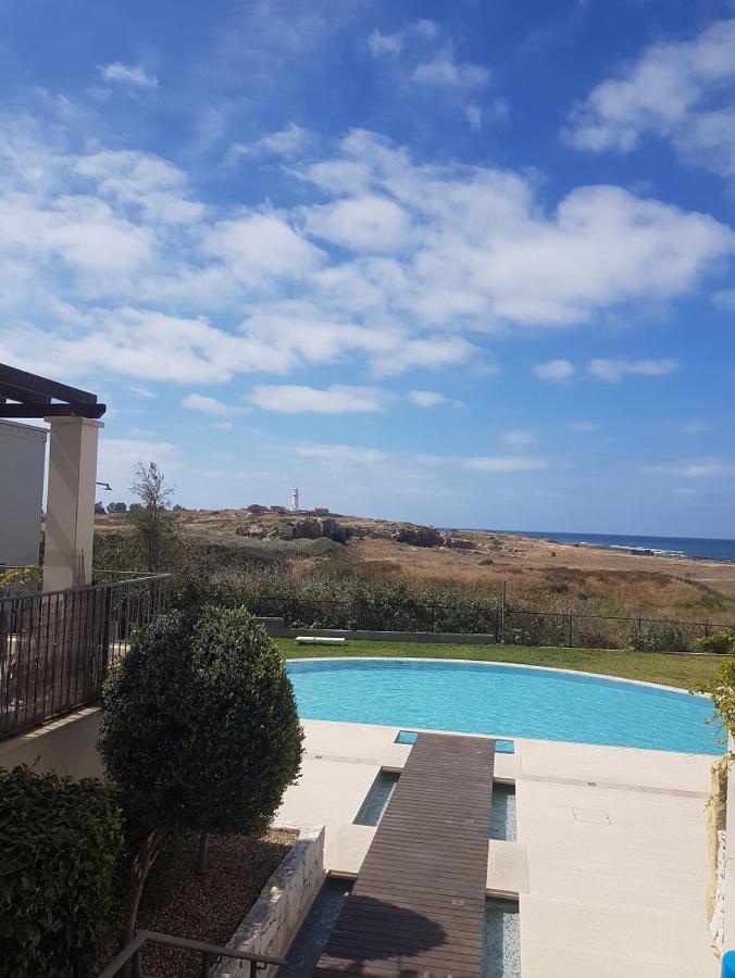 The Lighthouse Apartment Paphos Exterior photo