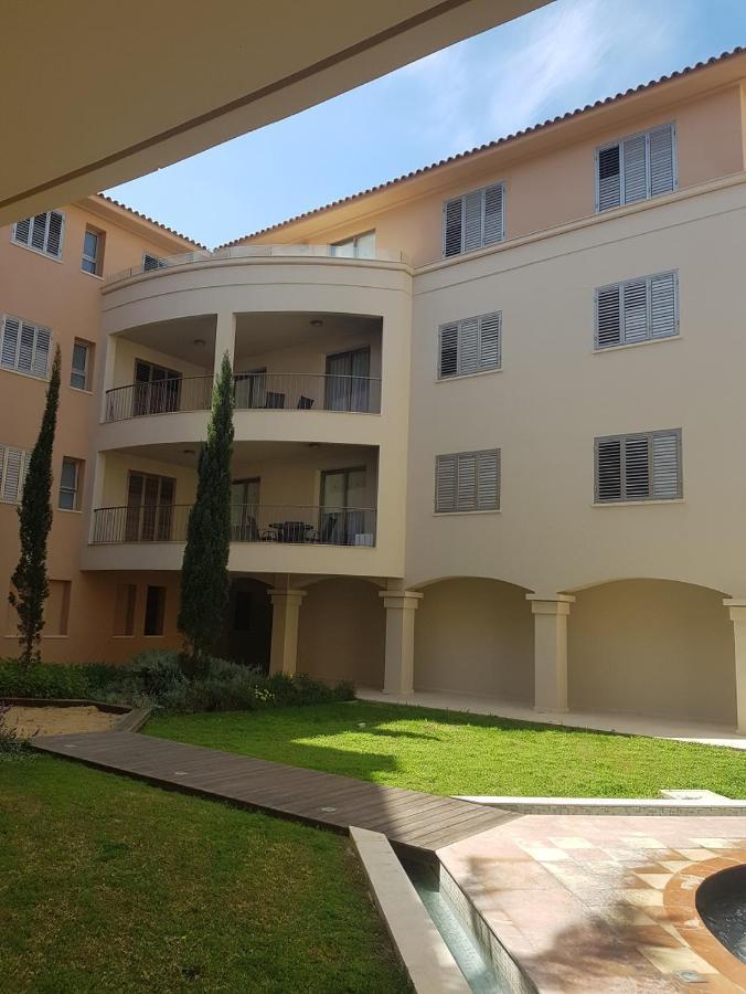 The Lighthouse Apartment Paphos Exterior photo