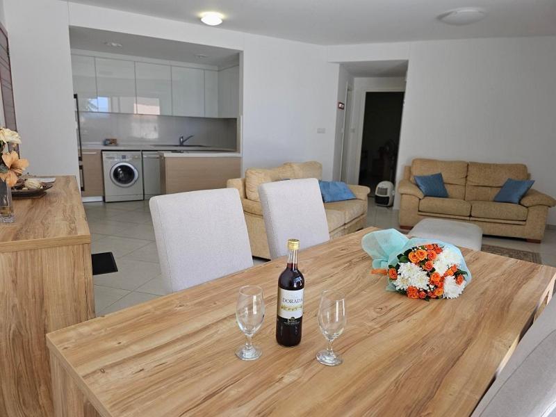 The Lighthouse Apartment Paphos Exterior photo